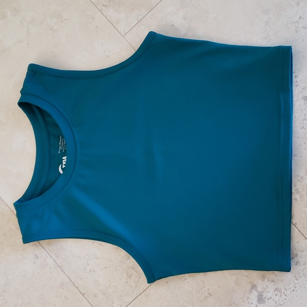 Zyia crop top